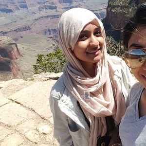 Meet your Posher, Moneebah